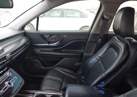 2021 Lincoln Corsair Standard z USA, uszkodzony, nr VIN 5LMCJ1C92MUL04366